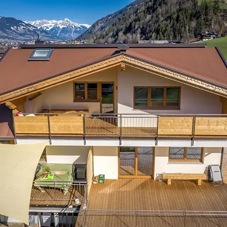 Hoellwarth Apartmán *