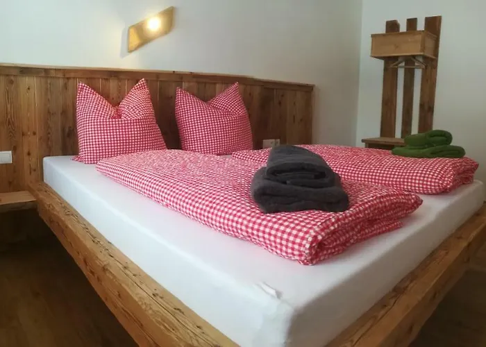 Hollwarth Апартаменты