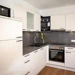 Hoellwarth Lägenhet